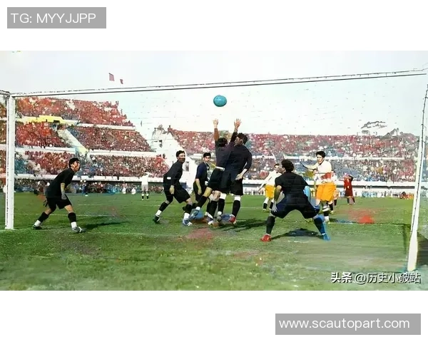 历史十高足球球星盘点及其对足球运动的影响与贡献分析